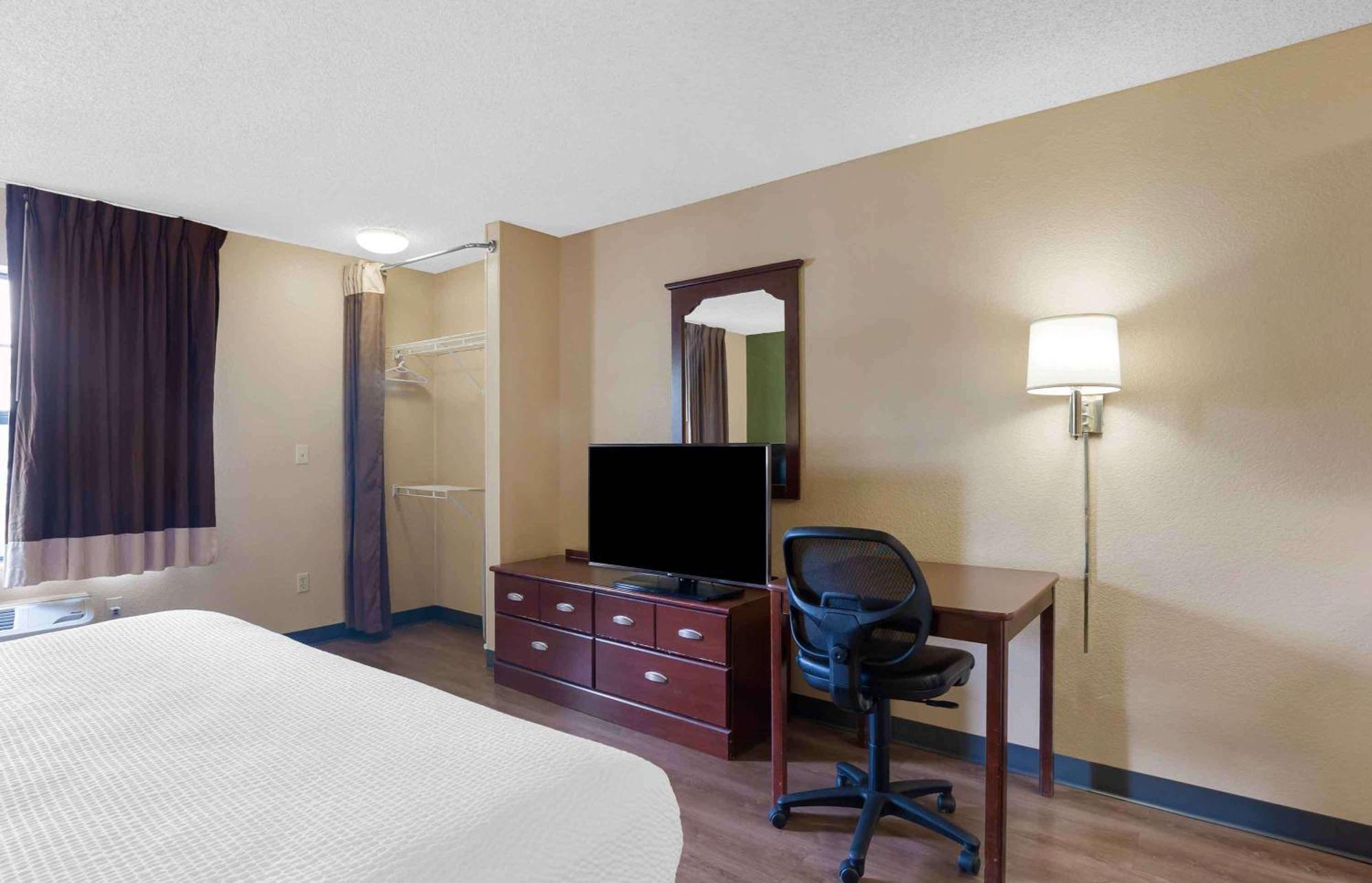 Extended Stay America Select Suites - Atlanta - Kennesaw Chastain Rd Екстер'єр фото