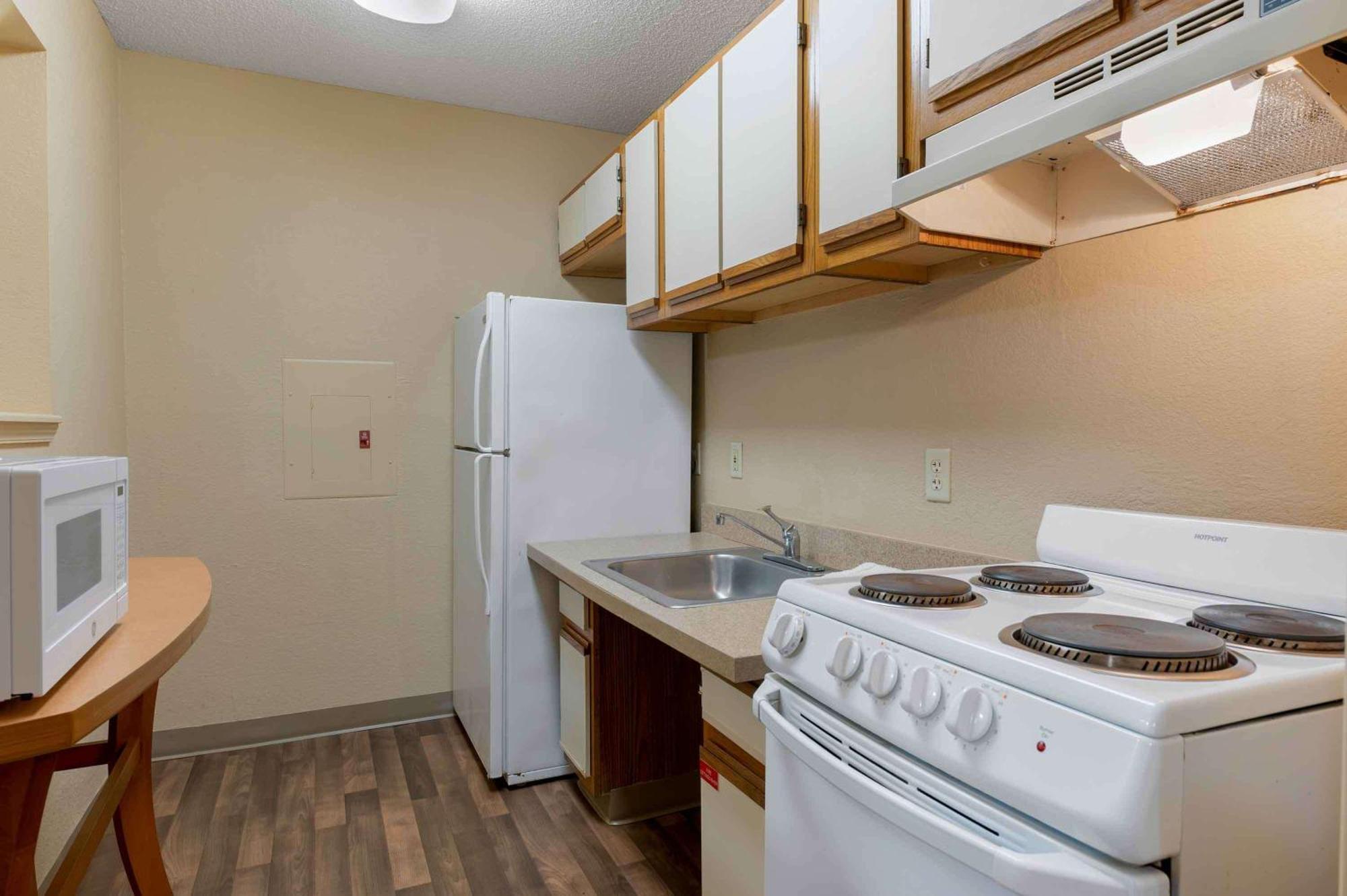 Extended Stay America Select Suites - Atlanta - Kennesaw Chastain Rd Екстер'єр фото