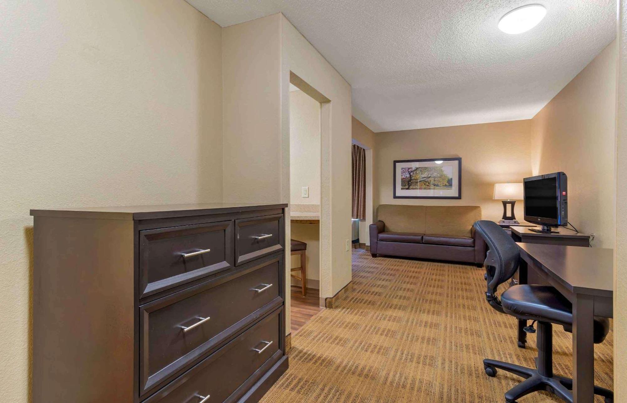 Extended Stay America Select Suites - Atlanta - Kennesaw Chastain Rd Екстер'єр фото