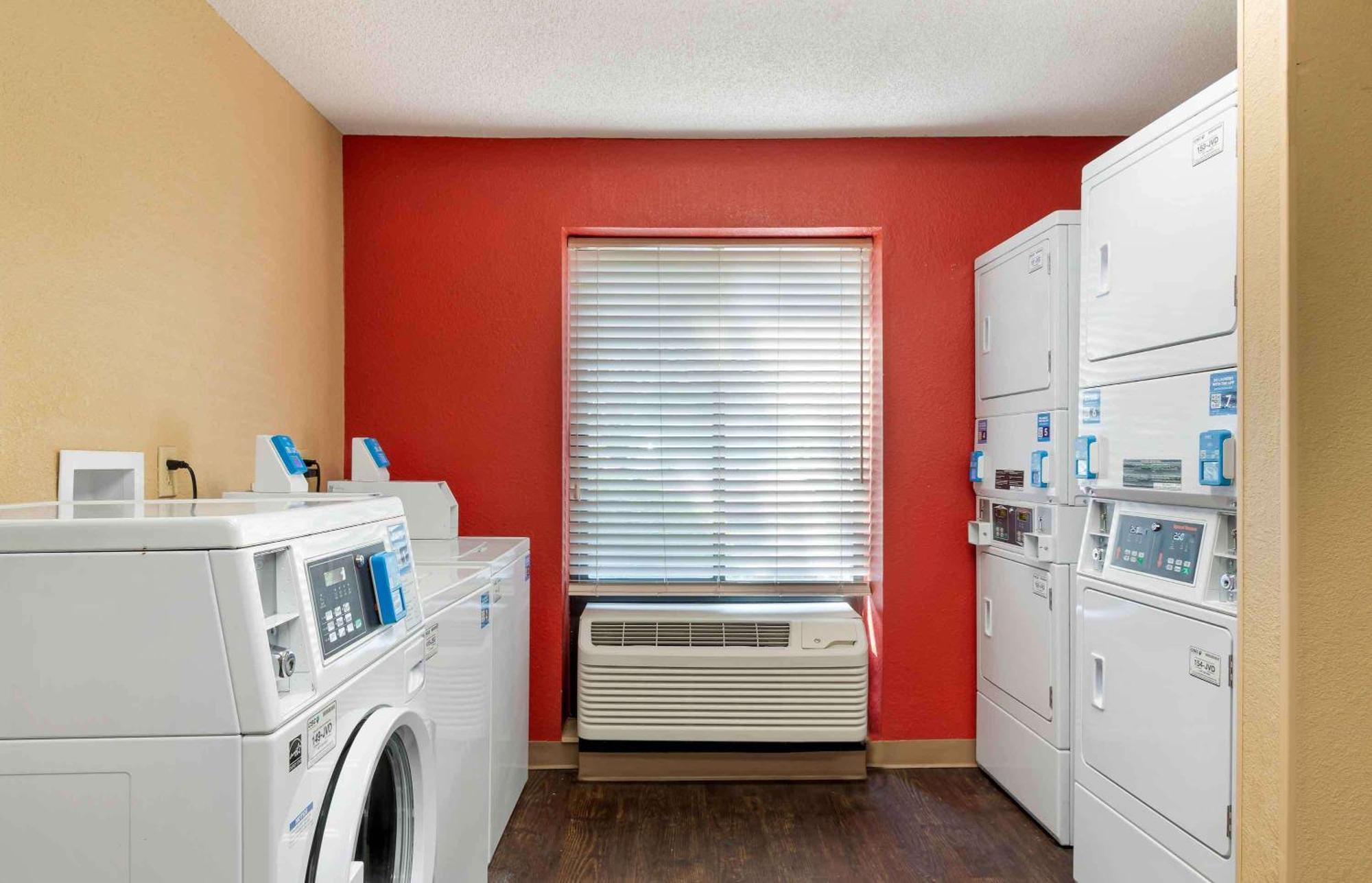 Extended Stay America Select Suites - Atlanta - Kennesaw Chastain Rd Екстер'єр фото